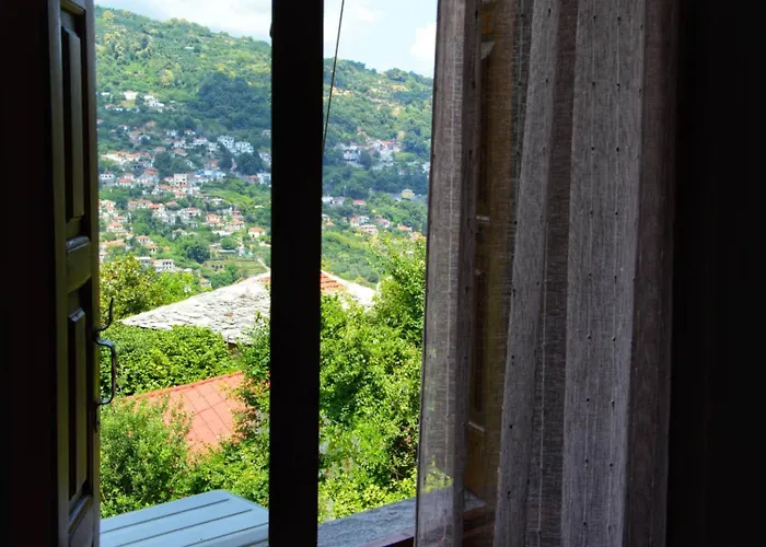 λευκή καμέλια